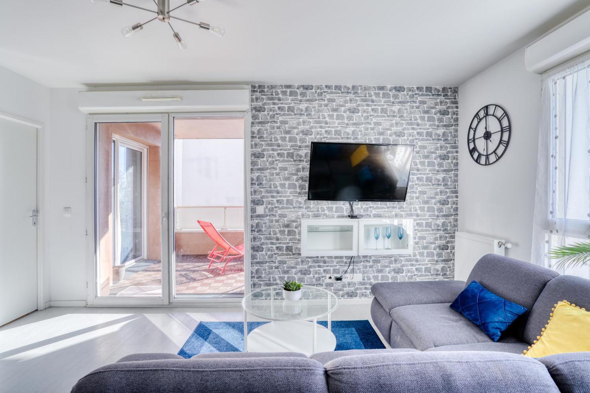 "Le Serenity ", Appartement Spacieux ,Balcon, Parking Prive Gratuit, Netflix, Proche Cdg Et Stade De France 斯坦 外观 照片